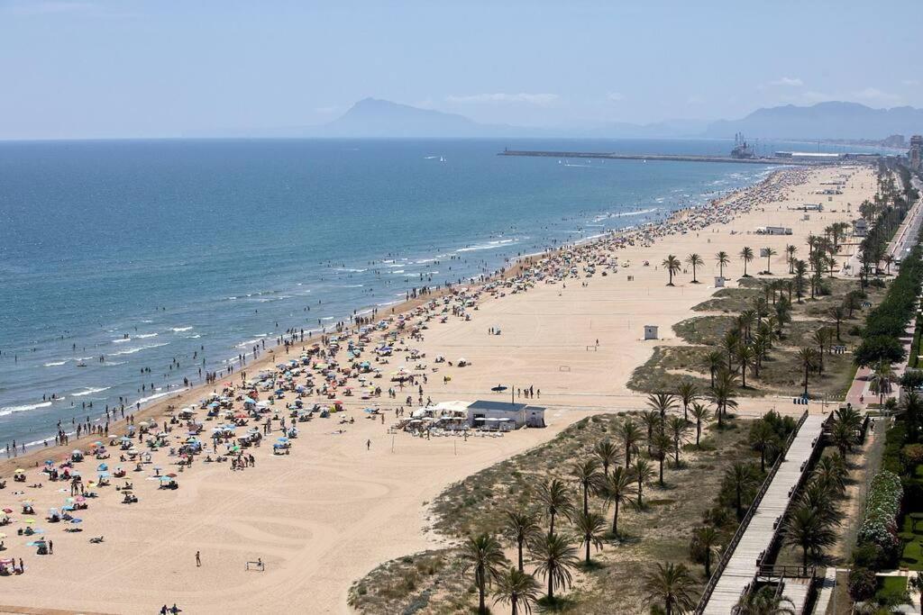 Cozy Apartment, Very Fresh At Playa De Gandia Eksteriør bilde
