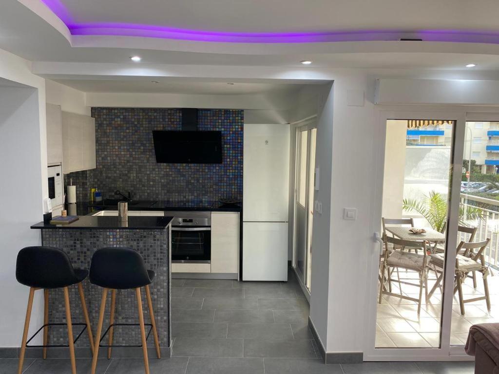 Cozy Apartment, Very Fresh At Playa De Gandia Eksteriør bilde
