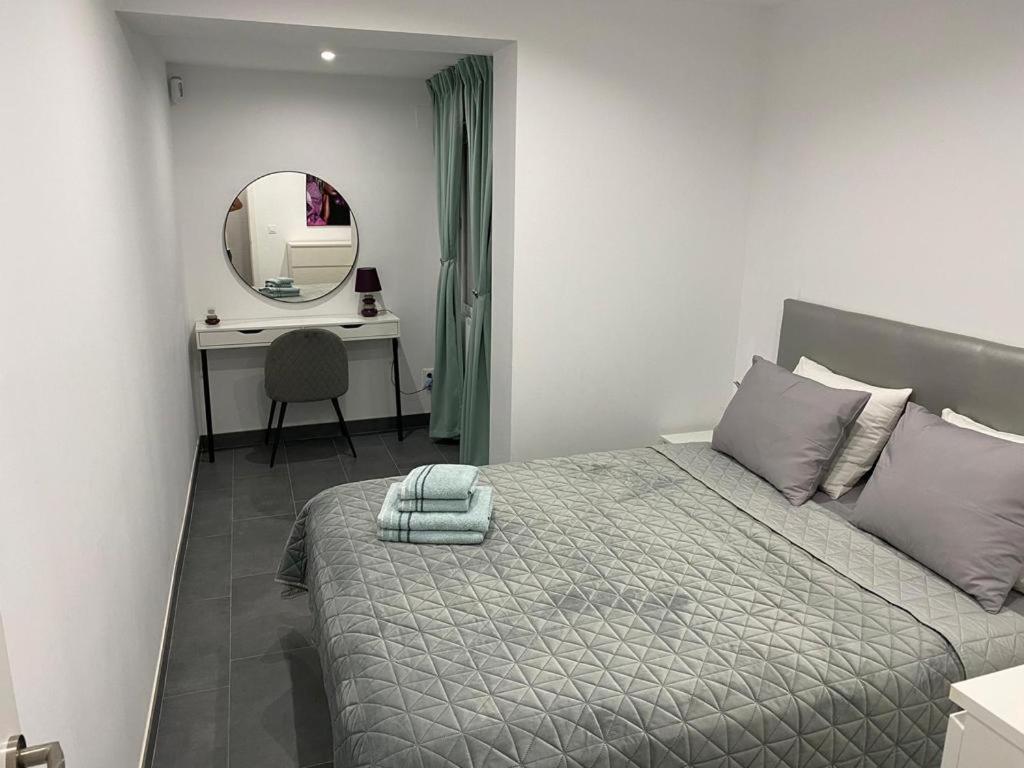 Cozy Apartment, Very Fresh At Playa De Gandia Eksteriør bilde